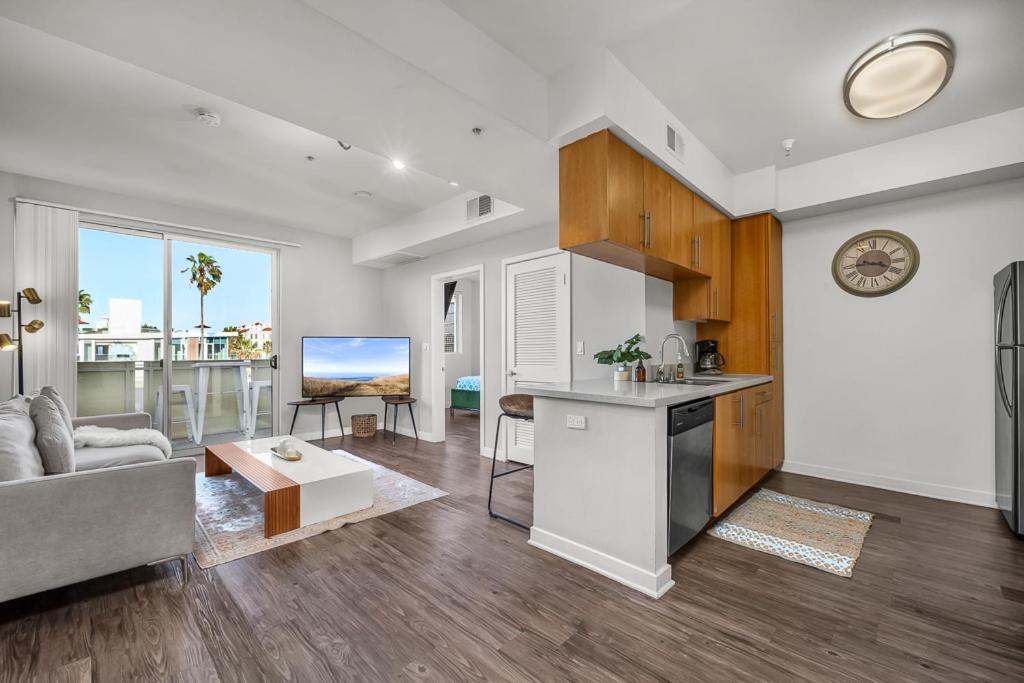 Santa Monica 2 Bed/ 2 Bath Appartamento *